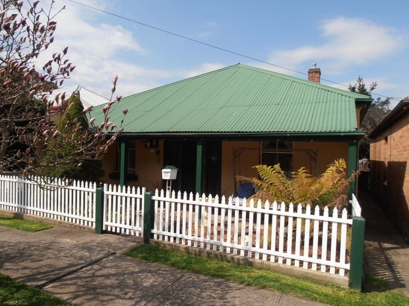15 Stephenson Street, Lithgow NSW 2790