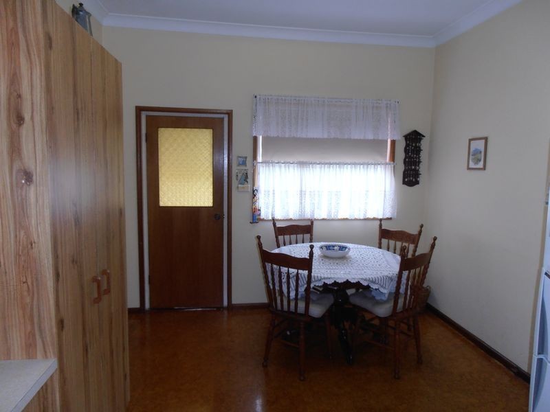 27 Laurence Street, Lithgow NSW 2790