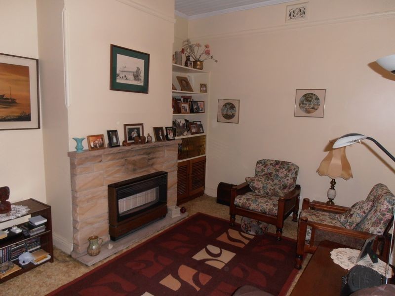 27 Laurence Street, Lithgow NSW 2790