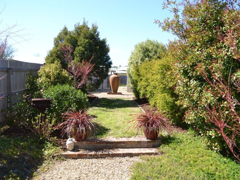 19 Waratah Street, Lithgow NSW 2790