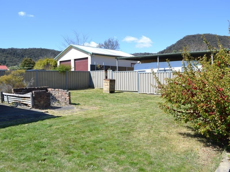 16 Lemnos Street, Lithgow NSW 2790