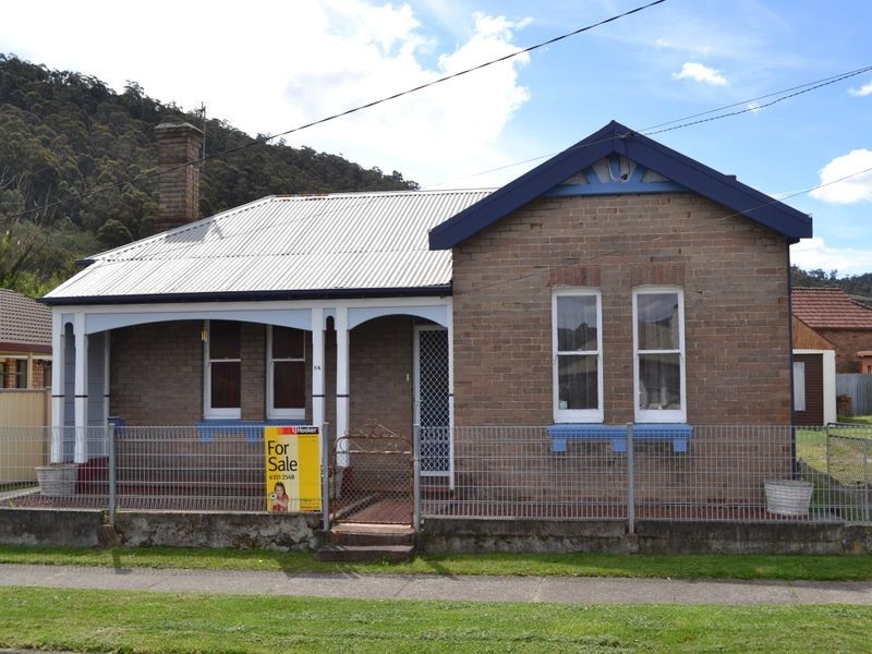54 Laidley Street, Lithgow NSW 2790