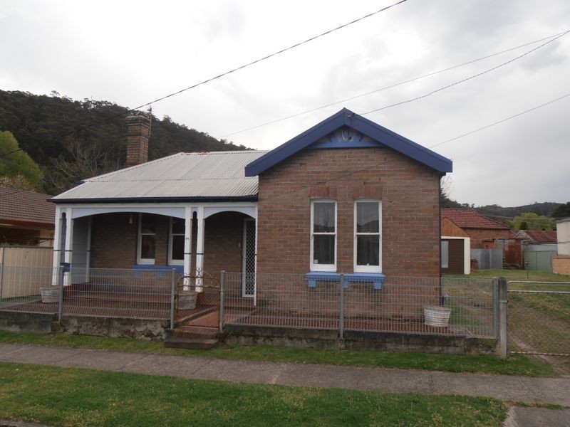 54 Laidley Street, Lithgow NSW 2790
