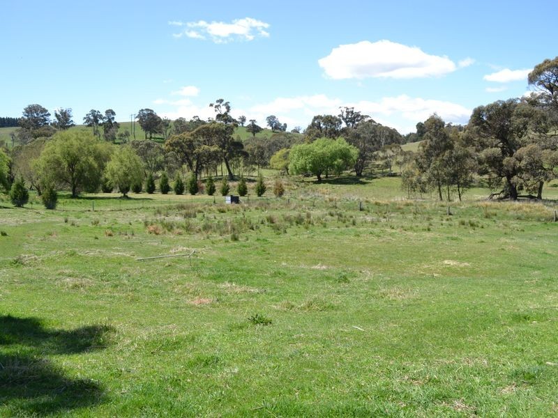 33 Lyons Street, Meadow Flat NSW 2795