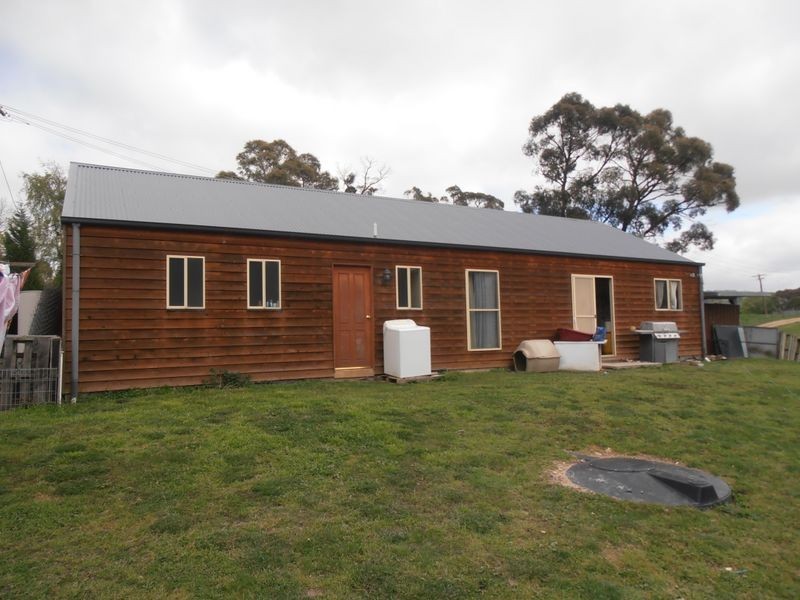 33 Lyons Street, Meadow Flat NSW 2795