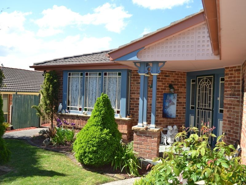9 Robinia Drive, Lithgow NSW 2790