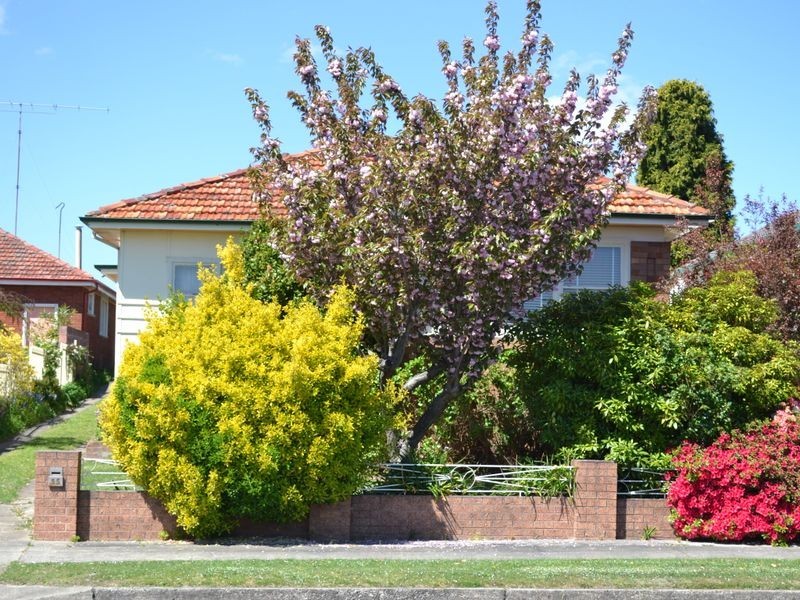 35 Sandford Avenue, Lithgow NSW 2790