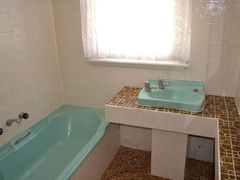 35 Sandford Avenue, Lithgow NSW 2790