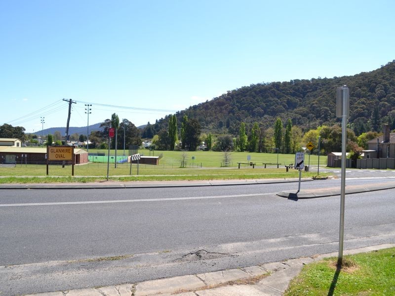35 Sandford Avenue, Lithgow NSW 2790