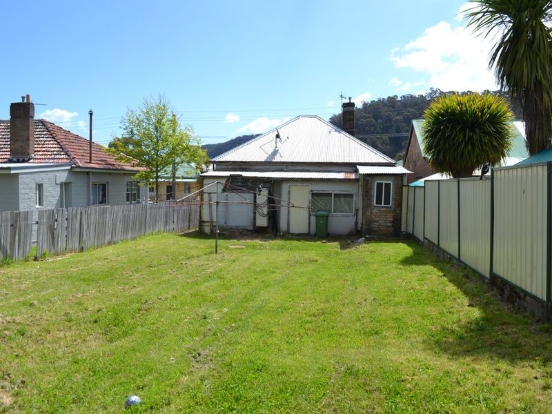 35 Inch Street, Lithgow NSW 2790