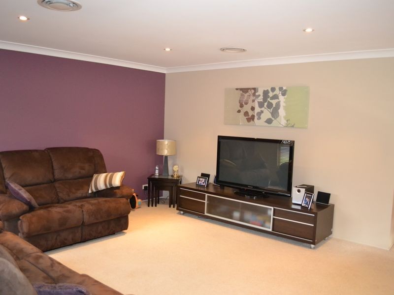 8 Mortlock Close, Lithgow NSW 2790