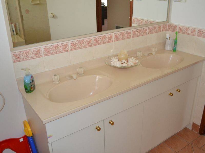 26 Robinia Drive, Lithgow NSW 2790