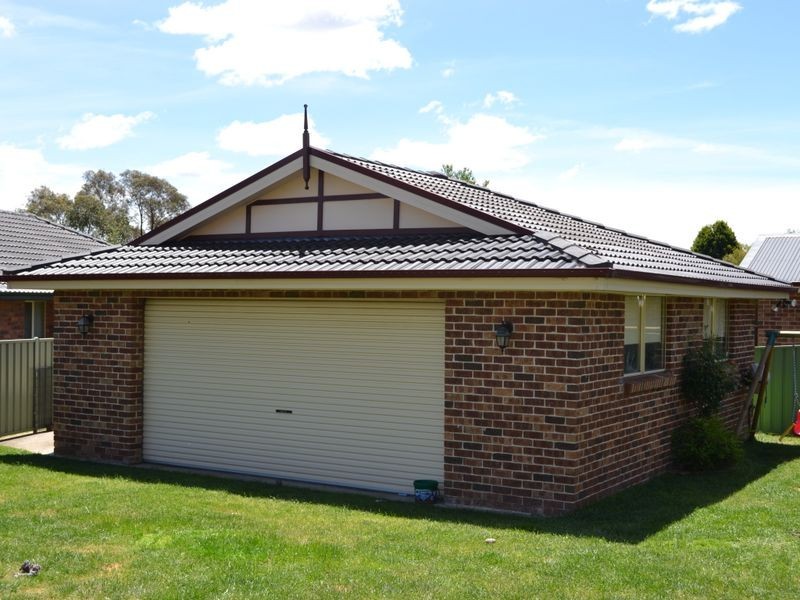 26 Robinia Drive, Lithgow NSW 2790
