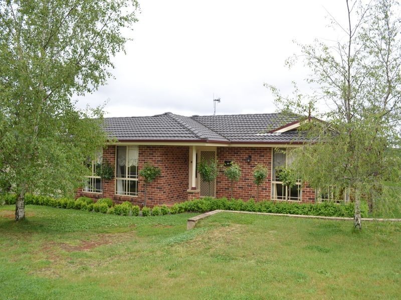 26 Robinia Drive, Lithgow NSW 2790