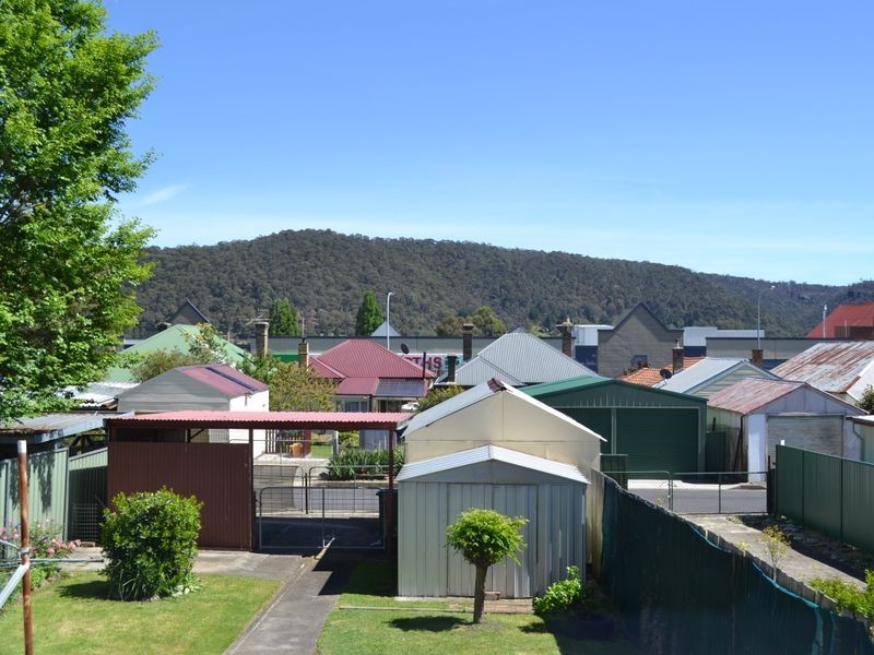 42 Lett Street, Lithgow NSW 2790