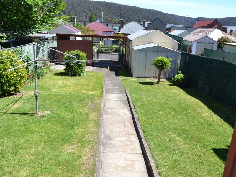 42 Lett Street, Lithgow NSW 2790