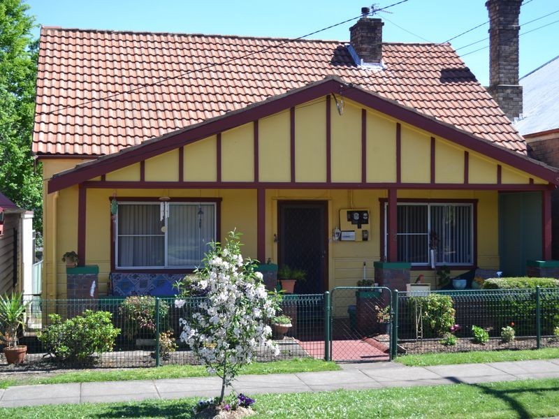 42 Lett Street, Lithgow NSW 2790