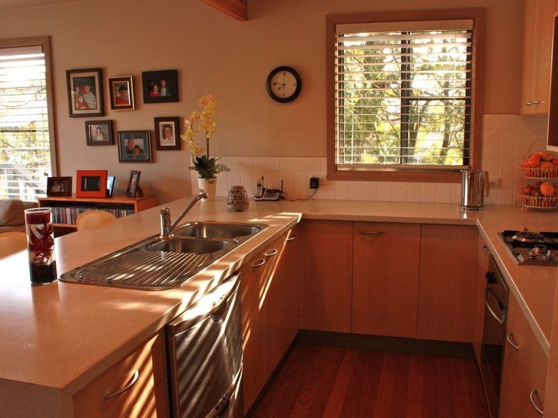 24 Hill Range Crescent, Lithgow NSW 2790