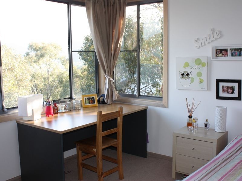 24 Hill Range Crescent, Lithgow NSW 2790