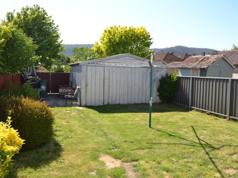 33 Laurence Street, Lithgow NSW 2790