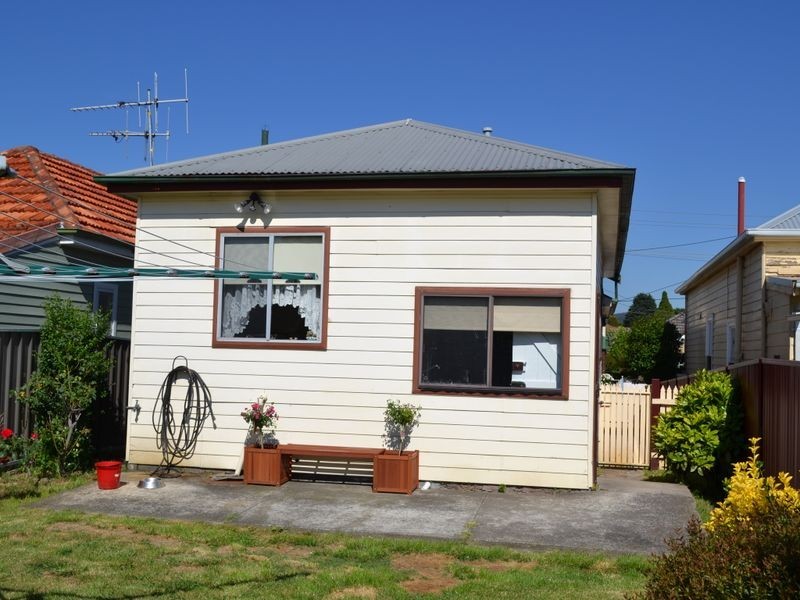 33 Laurence Street, Lithgow NSW 2790