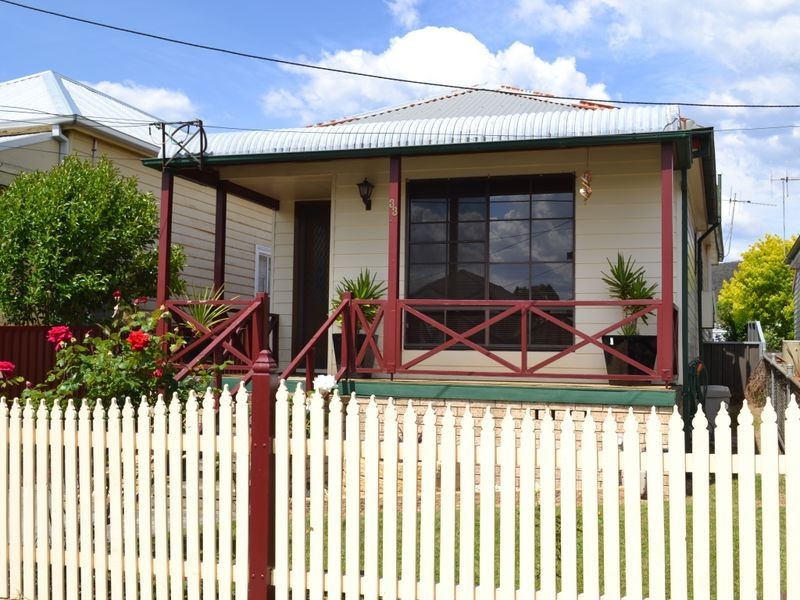 33 Laurence Street, Lithgow NSW 2790