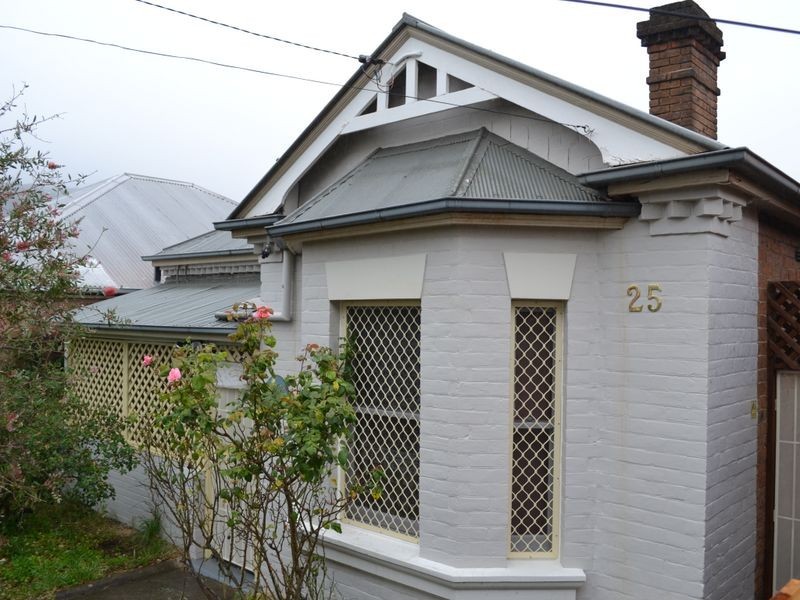 25 Roy Street, Lithgow NSW 2790
