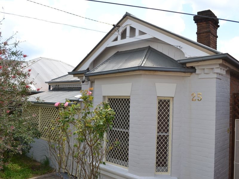 25 Roy Street, Lithgow NSW 2790