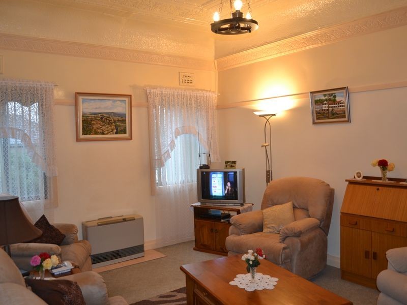 85 Mort Street, Lithgow NSW 2790