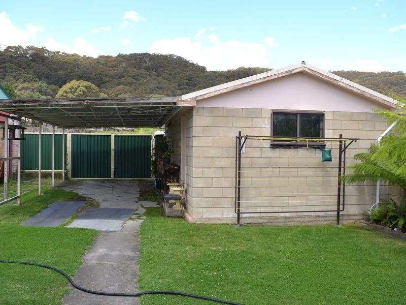 30 Silcock Street, Lithgow NSW 2790