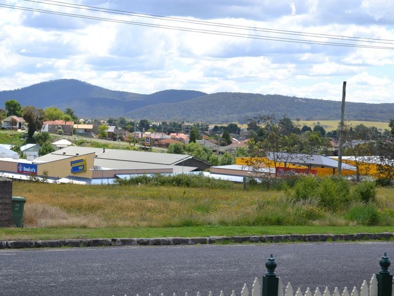 30 Silcock Street, Lithgow NSW 2790