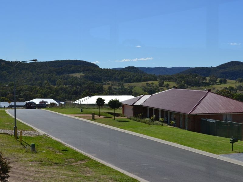 26 Hillcrest Avenue, Lithgow NSW 2790