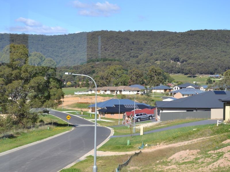 26 Hillcrest Avenue, Lithgow NSW 2790