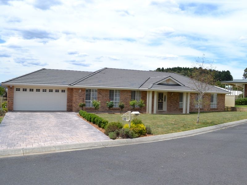 4 Lilac Place, Lithgow NSW 2790