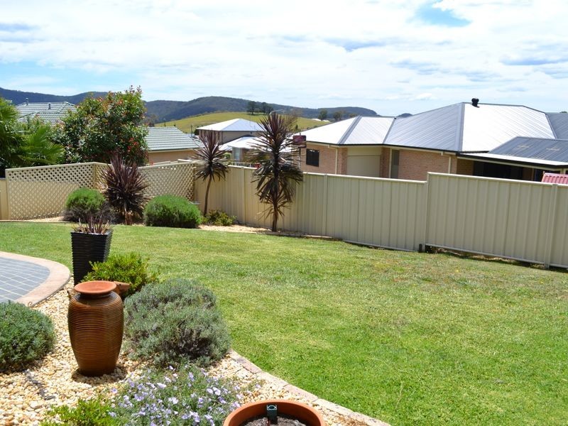 4 Lilac Place, Lithgow NSW 2790