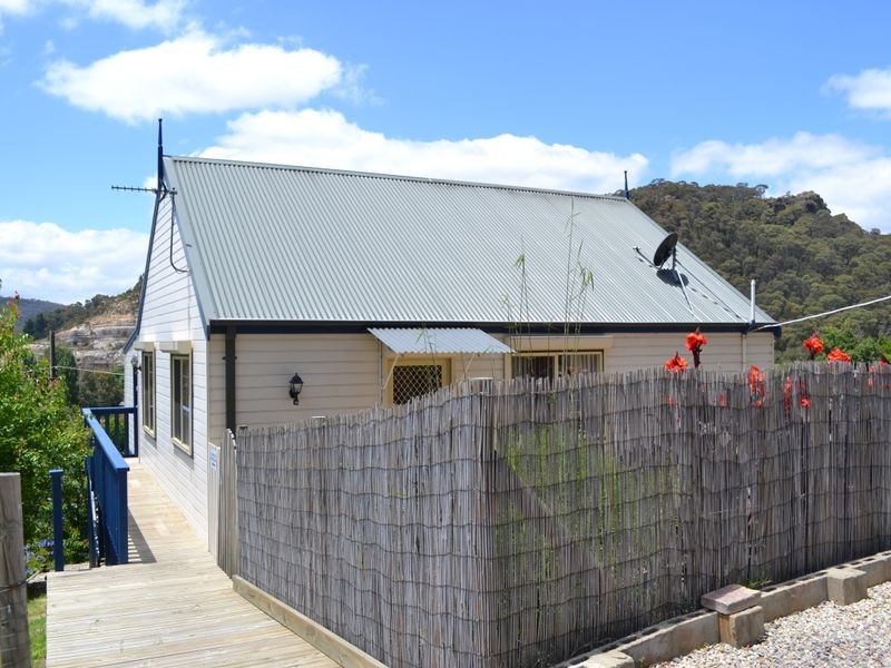 37 Mort Street, Lithgow NSW 2790