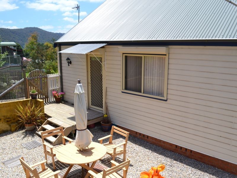 37 Mort Street, Lithgow NSW 2790