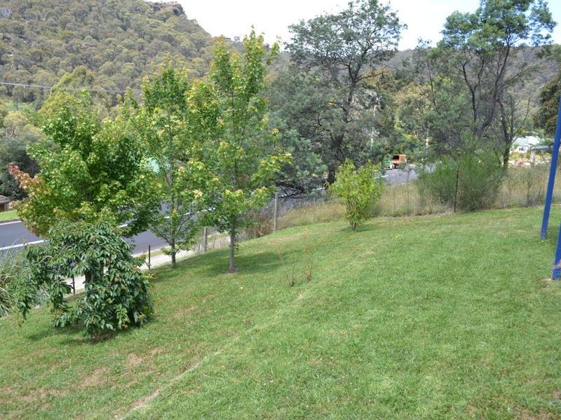 37 Mort Street, Lithgow NSW 2790