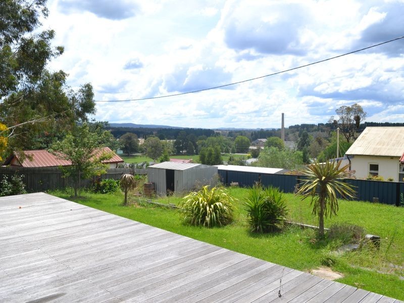 2 Bellevue Place, Portland NSW 2847