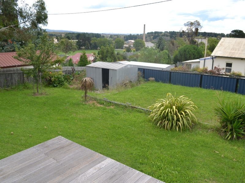2 Bellevue Place, Portland NSW 2847