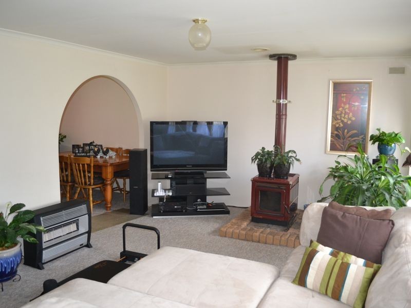 10 Blaxland Street, Wallerawang NSW 2845