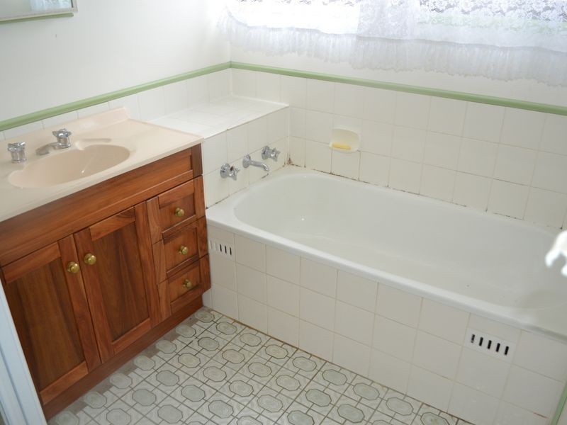 1 Russell Street, Portland NSW 2847