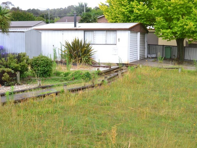 1 Russell Street, Portland NSW 2847