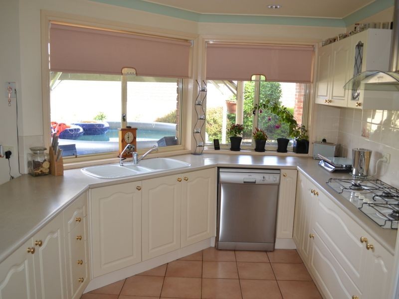 4 Robinia Drive, Lithgow NSW 2790