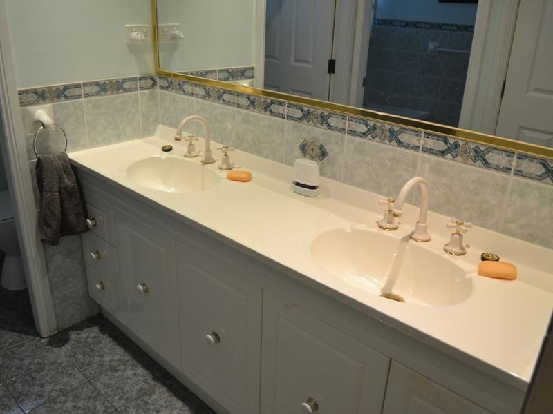 4 Robinia Drive, Lithgow NSW 2790