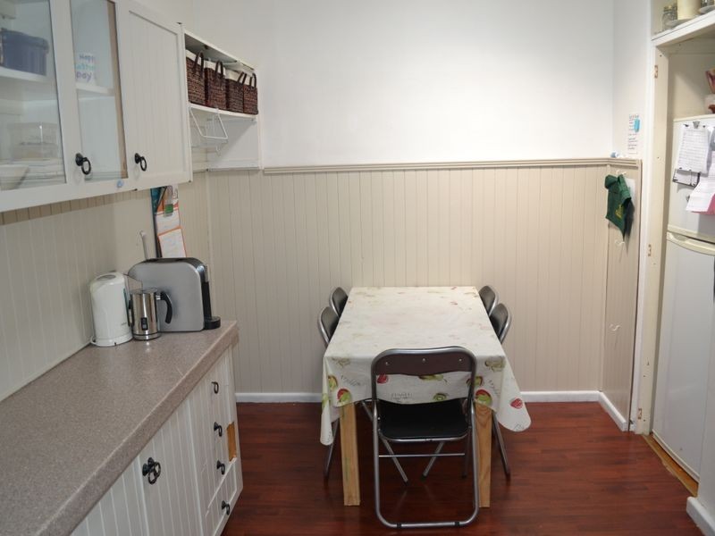 8 Lone Pine Avenue, Lithgow NSW 2790