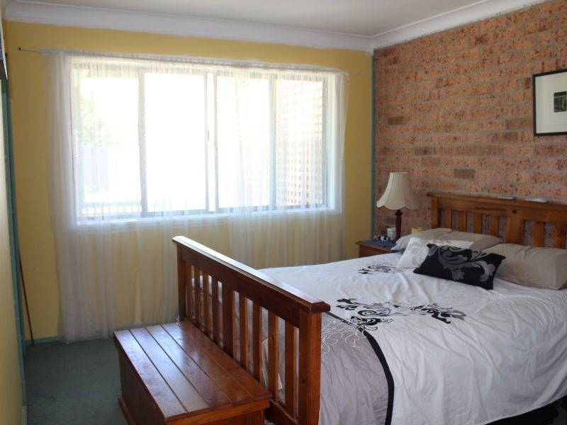 8 Lone Pine Avenue, Lithgow NSW 2790