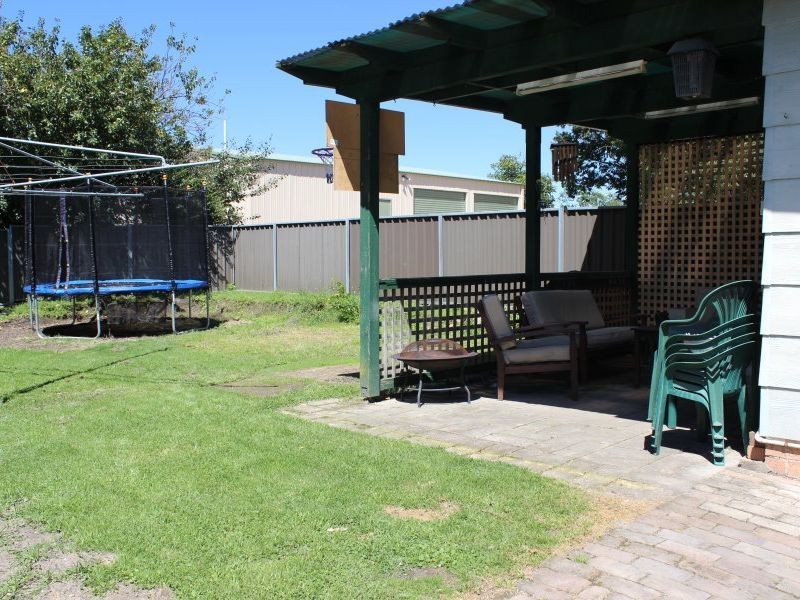 8 Lone Pine Avenue, Lithgow NSW 2790