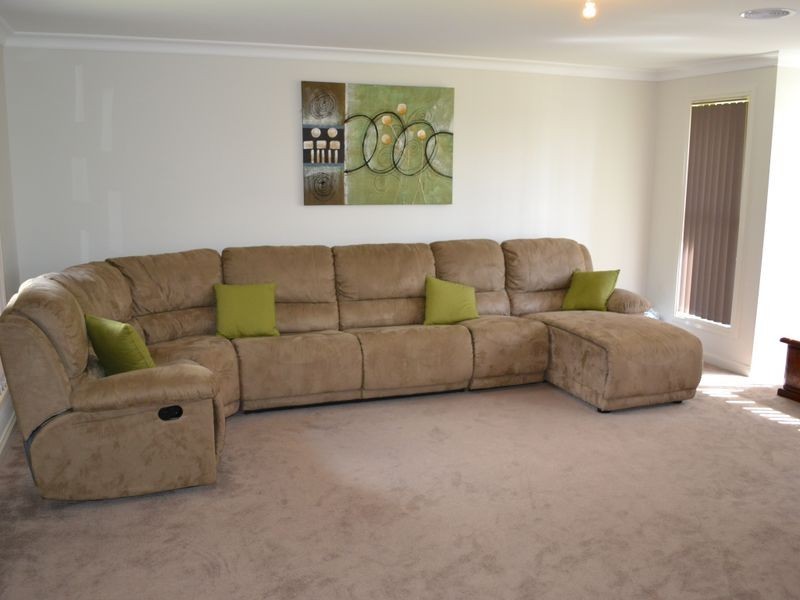 4 Surveyors Way, South Bowenfels NSW 2790