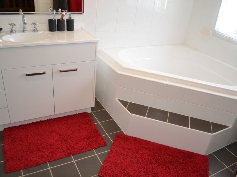 4 Surveyors Way, South Bowenfels NSW 2790